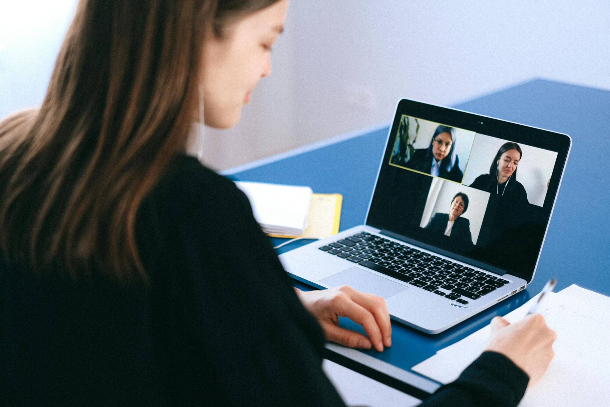 onlinemeeting.jpg